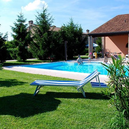 Agriturismo-R&B Corte Dei Gioghi フェラーラ エクステリア 写真