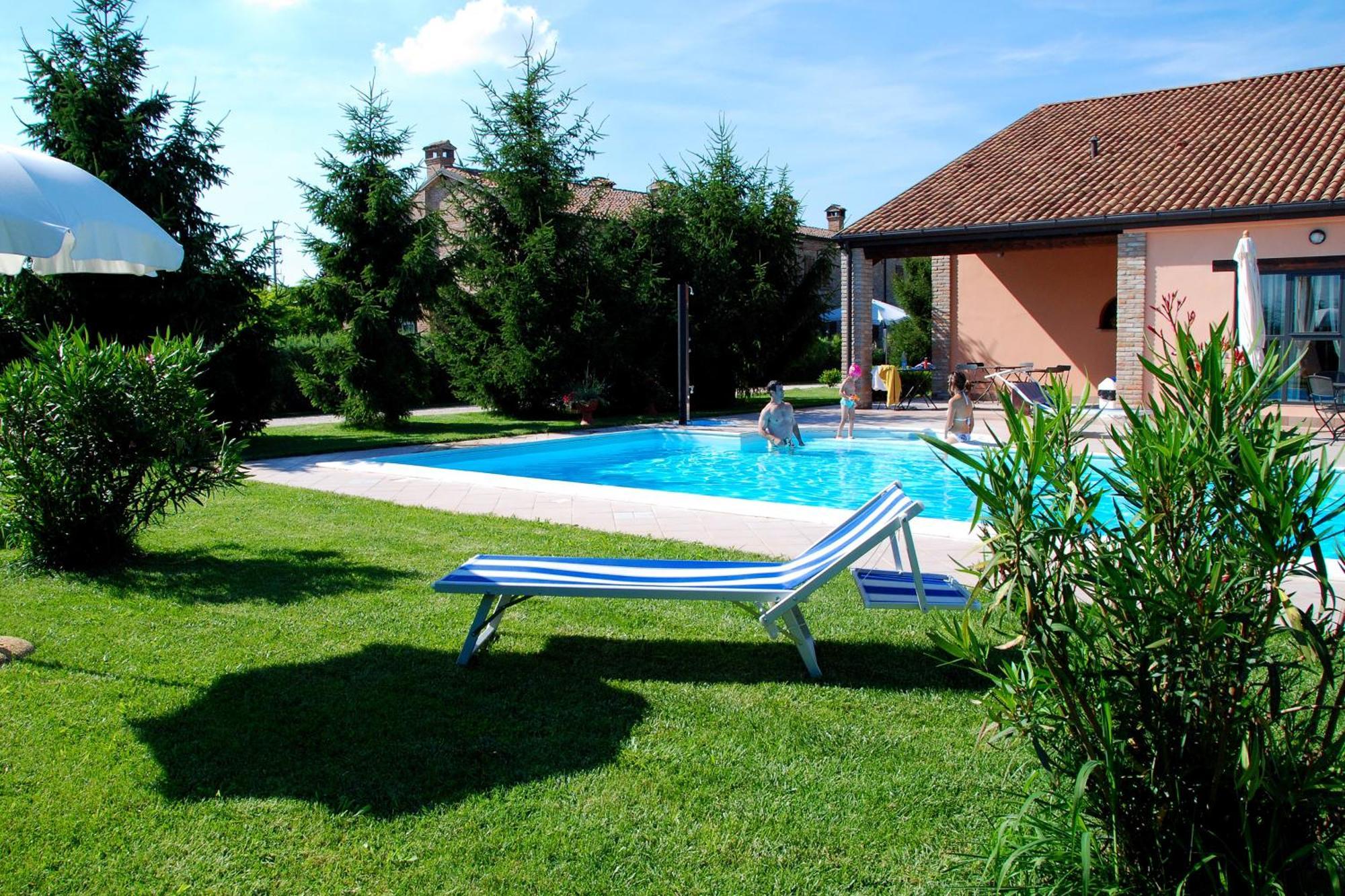 Agriturismo-R&B Corte Dei Gioghi フェラーラ エクステリア 写真
