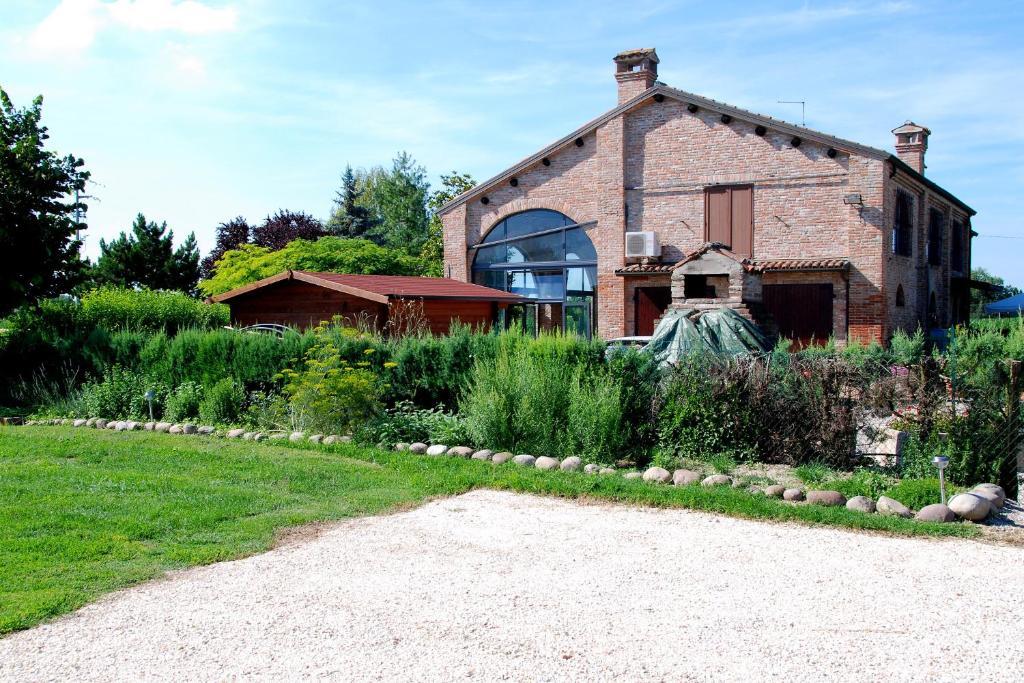 Agriturismo-R&B Corte Dei Gioghi フェラーラ エクステリア 写真